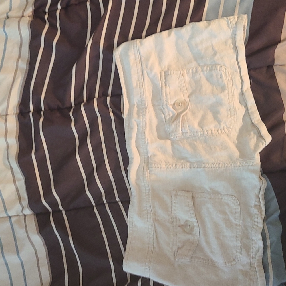 Express Shorts - Picture 2 of 2